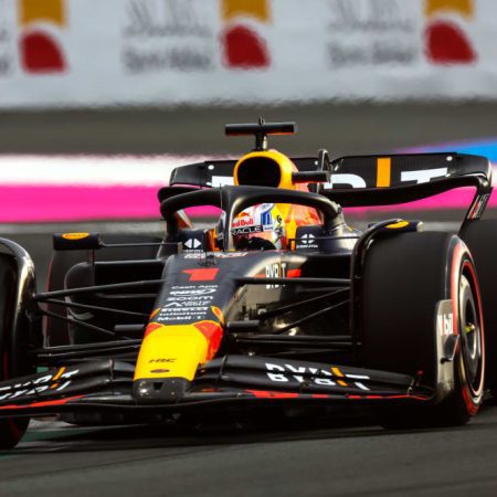 Verstappen admite que le ha “costado” recuperarse de una enfermedad mientras busca su primera victoria en Australia