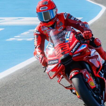 ¡El Rey Ha Regresado! Marc Márquez Conquista el Sprint del MotoGP España y Desata la Euforia