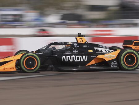Pato O’Ward Remonta en una Indy 500 Caótica; Palou se Pone Líder al Final
